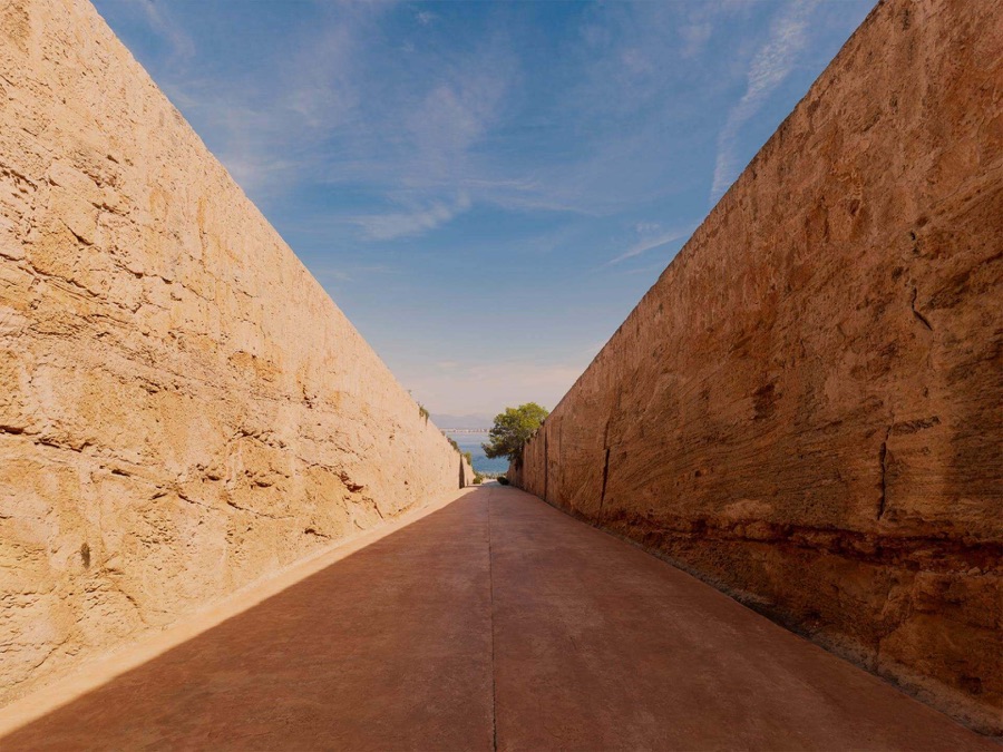 Cap Rocat — The fortress